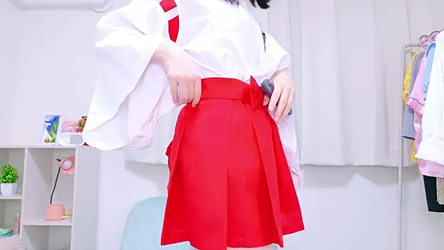 Yurie  online show from January 5, 2025, 2:17 am