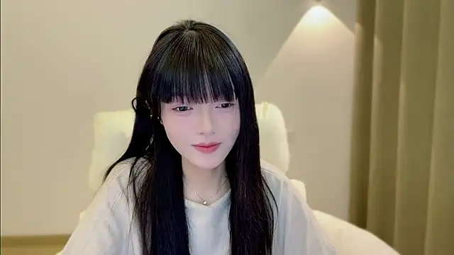 xiaodaibabyy online show from October 13, 2025, 6:24 am