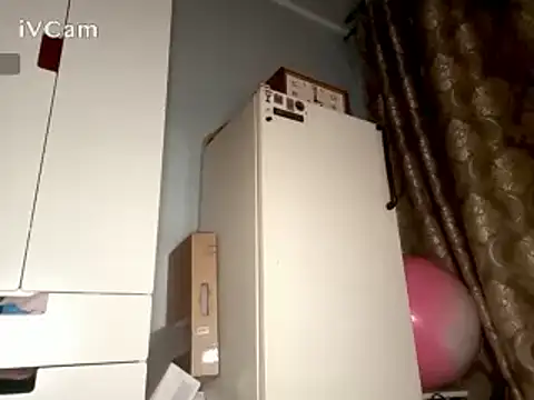 -LauraGold- online show from December 17, 2024, 1:50 am