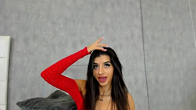 Snapshot of KatelynSparks chatting on March 12, 2025, 9:34 am KatelynSparks online show from March 12, 2025, 9:34 am