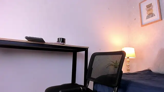 Caroline dh online show from April 4, 2026, 11:51 am