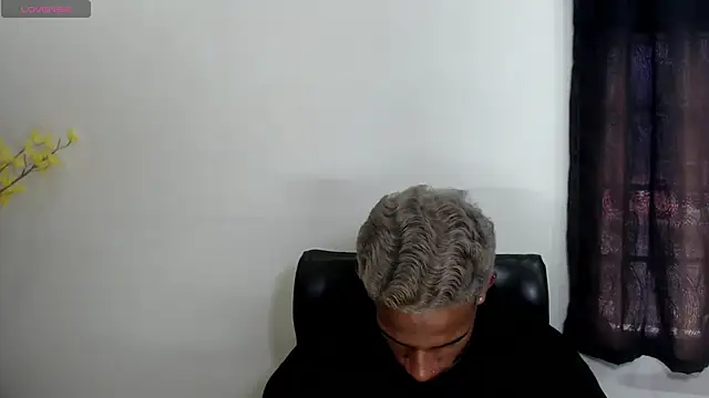 Snapshot of AbrahanBratz chatting on January 22, 2025, 5:59 pm AbrahanBratz online show from January 22, 2025, 5:59 pm