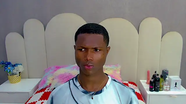 Snapshot of joel_blackcock chatting on October 26, 2025, 3:18 pm joel blackcock online show from October 26, 2025, 3:18 pm