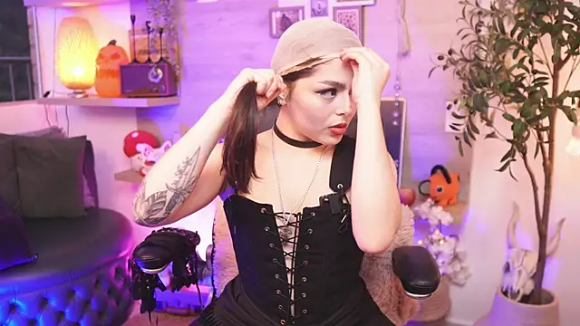 Dear Morgan online show from October 28, 2025, 10:34 pm