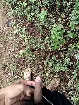 Snapshot of Piyush_2024 chatting on July 18, 2026, 1:54 am Piyush 2024 online show from July 18, 2026, 1:54 am