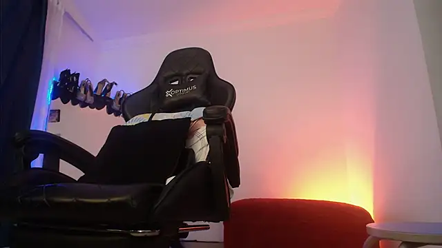 Snapshot of Madame_Shein_ chatting on January 26, 2025, 10:46 pm Madame Shein online show from January 26, 2025, 10:46 pm