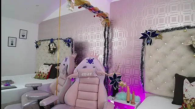 Derieri D online show from December 23, 2024, 7:41 pm