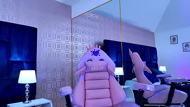 Derieri D online show from November 21, 2025, 6:06 pm