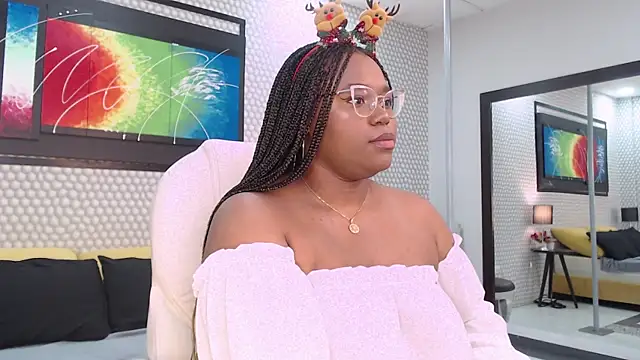 Makena gh online show from December 14, 2024, 3:40 am
