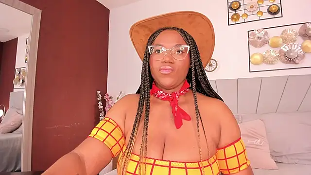 Makena gh online show from October 26, 2025, 4:29 am