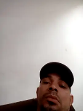 Snapshot of Malubrotudo chatting on October 9, 2025, 9:40 am Malubrotudo online show from October 9, 2025, 9:40 am