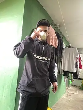 Jestebanano online show from February 5, 2026, 12:54 pm