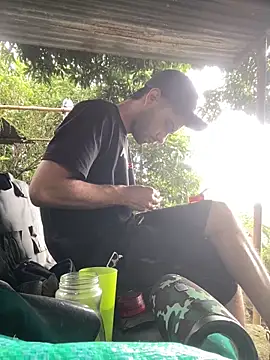 Jestebanano online show from March 7, 2026, 9:01 pm