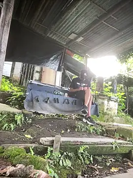 Jestebanano online show from April 18, 2026, 1:15 pm