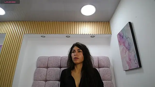 Snapshot of Melodi_Roux chatting on July 19, 2026, 12:53 pm Melodi Roux online show from July 19, 2026, 12:53 pm