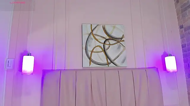 Snapshot of Emma_Payton chatting on December 3, 2024, 11:33 am Emma Payton online show from December 3, 2024, 11:33 am