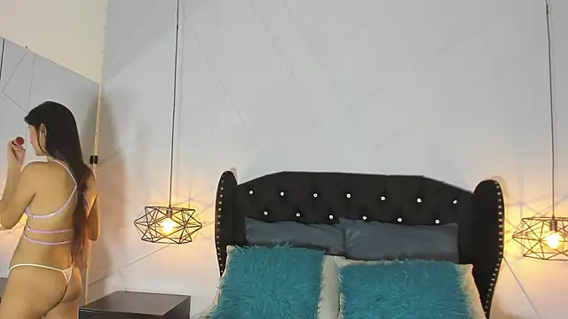 Snapshot of Emma_Payton chatting on February 14, 2025, 11:42 am Emma Payton online show from February 14, 2025, 11:42 am