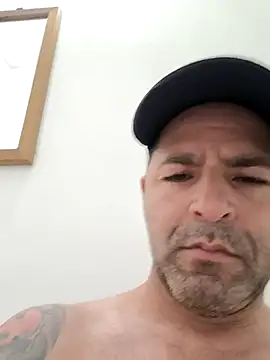 Marciogrei online show from September 14, 2025, 6:18 pm