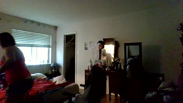 Snapshot of sophiarica chatting on May 20, 2026, 12:28 am sophiarica online show from May 20, 2026, 12:28 am