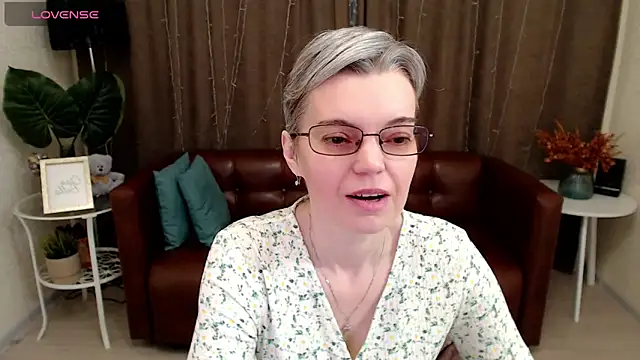 Cutie Erikaa1 online show from January 23, 2025, 2:33 am