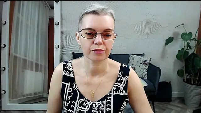 Cutie Erikaa1 online show from November 20, 2025, 2:45 am