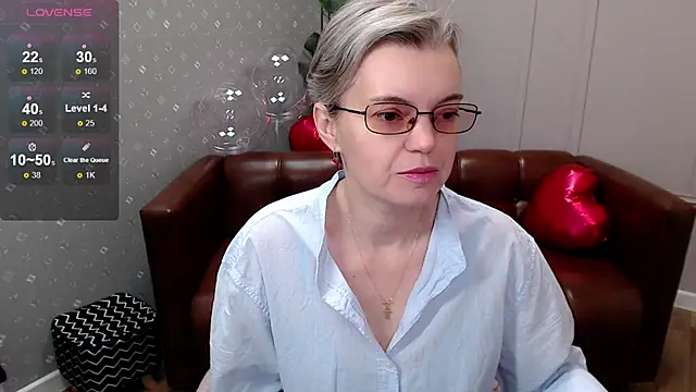 Snapshot of Cutie_Erikaa1 chatting on March 7, 2026, 2:19 am Cutie Erikaa1 online show from March 7, 2026, 2:19 am