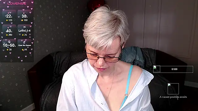 Snapshot of Cutie_Erikaa1 chatting on June 1, 2026, 2:13 am Cutie Erikaa1 online show from June 1, 2026, 2:13 am