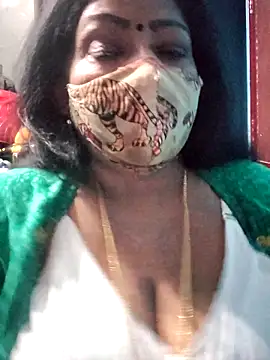 Snapshot of maniisha chatting on April 29, 2026, 5:30 pm maniisha online show from April 29, 2026, 5:30 pm