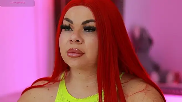 Snapshot of MissLilaa chatting on February 19, 2025, 5:06 pm MissLilaa online show from February 19, 2025, 5:06 pm