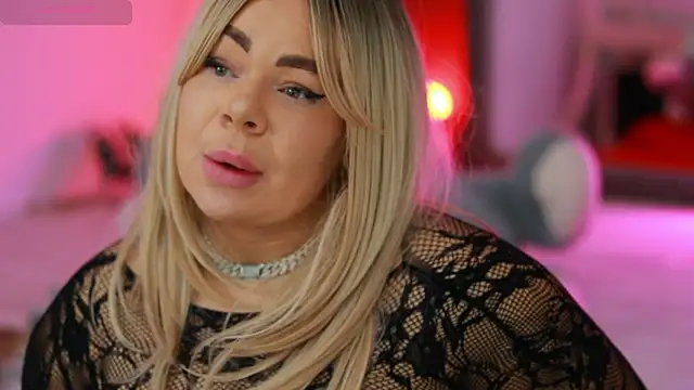 Snapshot of MissLilaa chatting on March 16, 2025, 8:32 pm MissLilaa online show from March 16, 2025, 8:32 pm