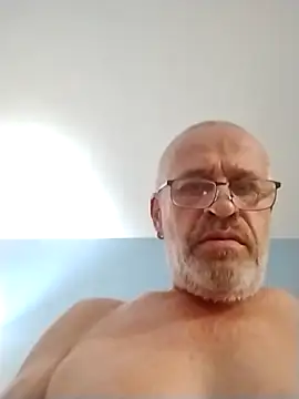 geilerschwanz64 online show from September 29, 2025, 11:31 pm