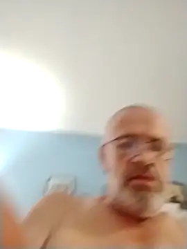 geilerschwanz64 online show from October 2, 2025, 10:44 am