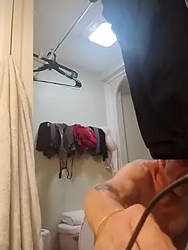 geilerschwanz64 online show from November 6, 2025, 6:36 am