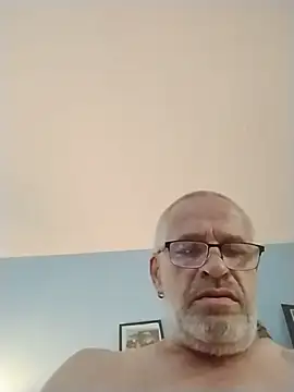 Snapshot of geilerschwanz64 chatting on June 17, 2026, 6:53 pm geilerschwanz64 online show from June 17, 2026, 6:53 pm