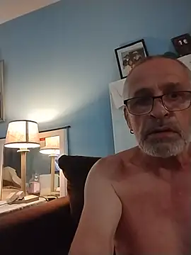 Snapshot of geilerschwanz64 chatting on July 14, 2026, 2:38 am geilerschwanz64 online show from July 14, 2026, 2:38 am