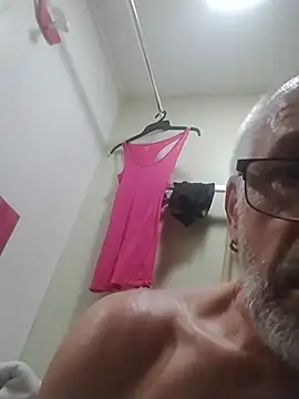 Snapshot of geilerschwanz64 chatting on July 21, 2026, 8:00 pm geilerschwanz64 online show from July 21, 2026, 8:00 pm