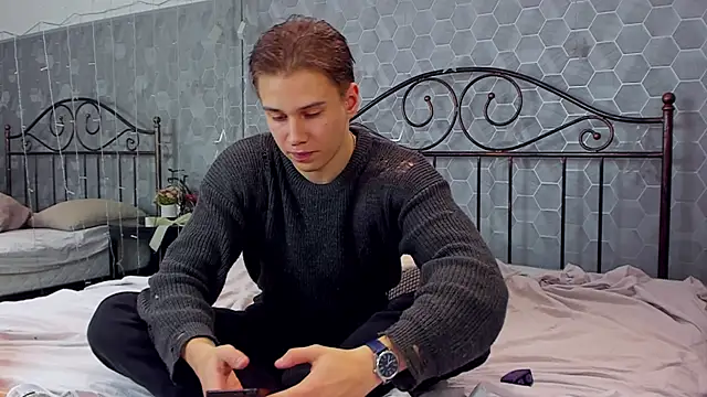 Snapshot of Marcus_Swampov chatting on December 6, 2024, 1:51 am Marcus Swampov online show from December 6, 2024, 1:51 am