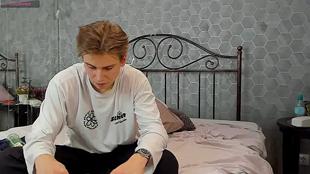 Snapshot of Marcus_Swampov chatting on December 12, 2024, 9:08 am Marcus Swampov online show from December 12, 2024, 9:08 am