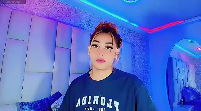 Hallyhott online show from March 10, 2025, 7:53 am