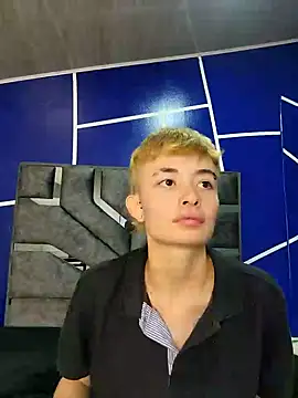 nico 18x online show from February 1, 2025, 6:00 am