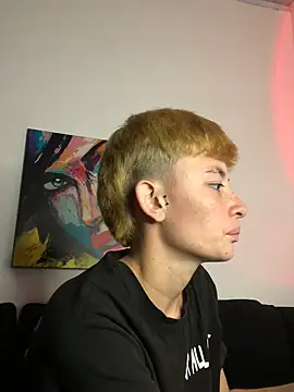 nico 18x online show from February 8, 2025, 2:04 am