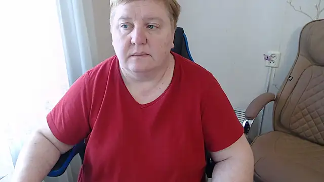 Snapshot of Limonka-Fire chatting on May 14, 2026, 7:26 am Limonka-Fire online show from May 14, 2026, 7:26 am