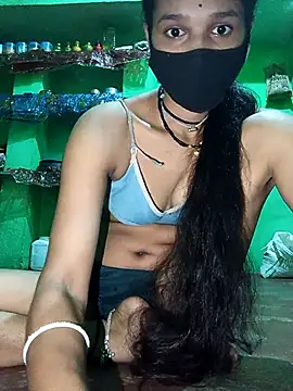 Snapshot of Hoty_girl_143 chatting on October 3, 2025, 7:27 am Hoty girl 143 online show from October 3, 2025, 7:27 am