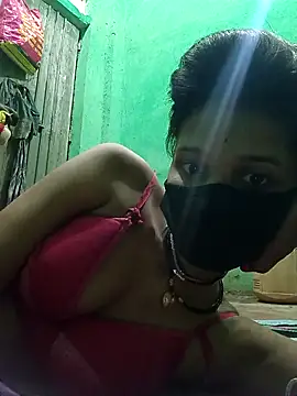 Snapshot of Hoty_girl_143 chatting on October 24, 2025, 10:00 am Hoty girl 143 online show from October 24, 2025, 10:00 am