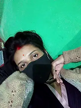 Snapshot of Hoty_girl_143 chatting on November 3, 2025, 5:25 pm Hoty girl 143 online show from November 3, 2025, 5:25 pm