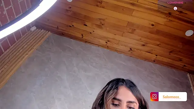 Niki Texas online show from April 13, 2026, 8:03 pm