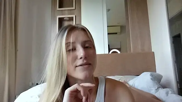 ArianaMur online show from March 15, 2026, 1:11 am