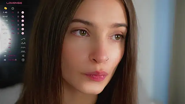 EvaLung777 online show from October 6, 2025, 9:18 am