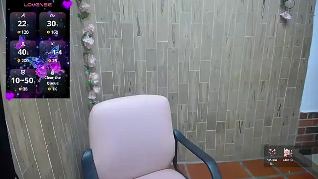 Snapshot of solyeria chatting on February 20, 2025, 12:08 am solyeria online show from February 20, 2025, 12:08 am