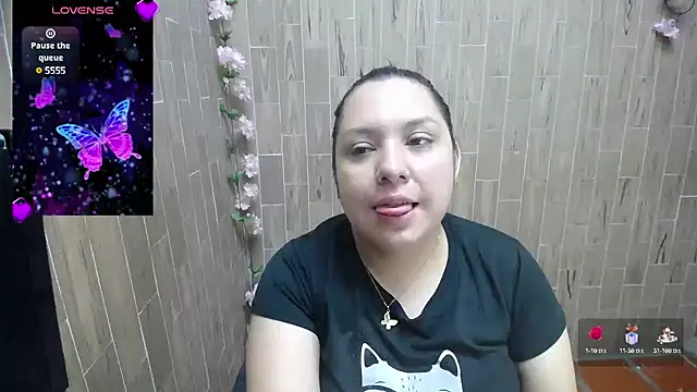 Snapshot of solyeria chatting on March 9, 2025, 5:00 am solyeria online show from March 9, 2025, 5:00 am